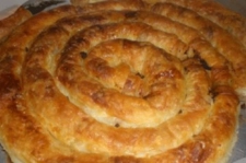 Patatesli Kol Böreği Tarifi ve Malzemeleri Patatesli Kol Böreği Tarifi ve Malzemeleri