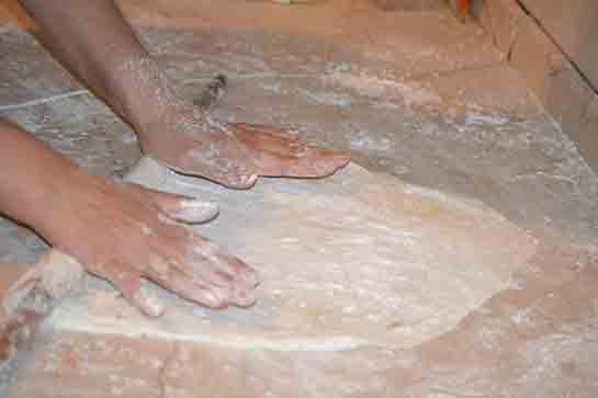 El Açması Börek Hamuru Tarifi ve Malzemeleri