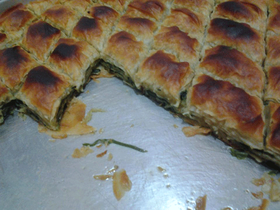 El Açması Ispanaklı Börek Tarifi ve Malzemeleri