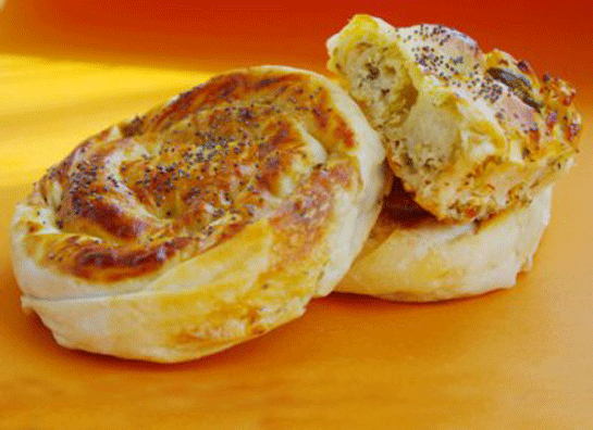 Peynirli Gül Böreği Tarifi ve Malzemeleri