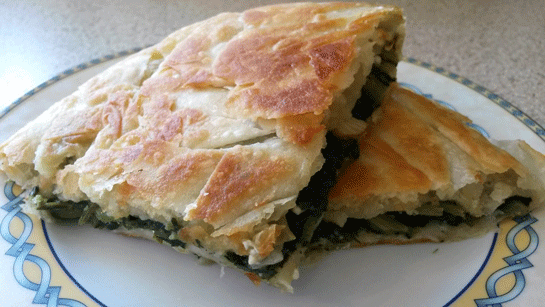 Tavada Ispanaklı Börek Tarifi ve Malzemeleri