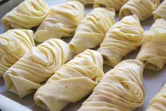 Yufkadan Börek Tarifi ve Malzemeleri